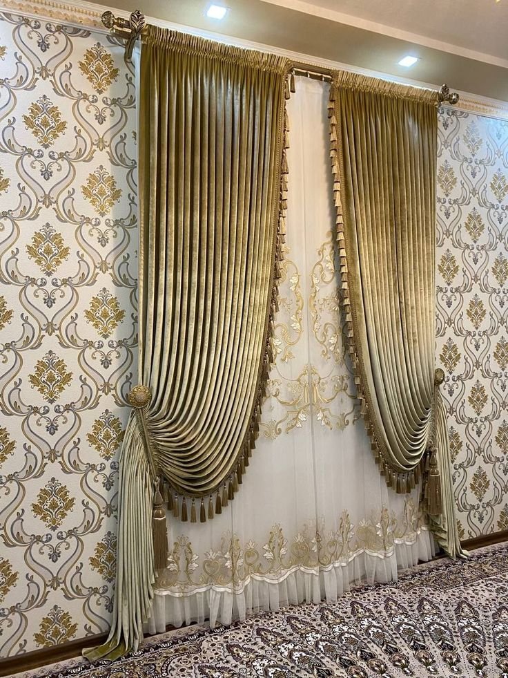 Luxuary Curtain Designs