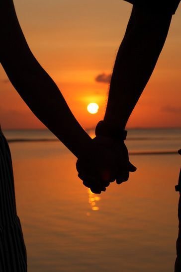 Couple Holding Hands Dp images