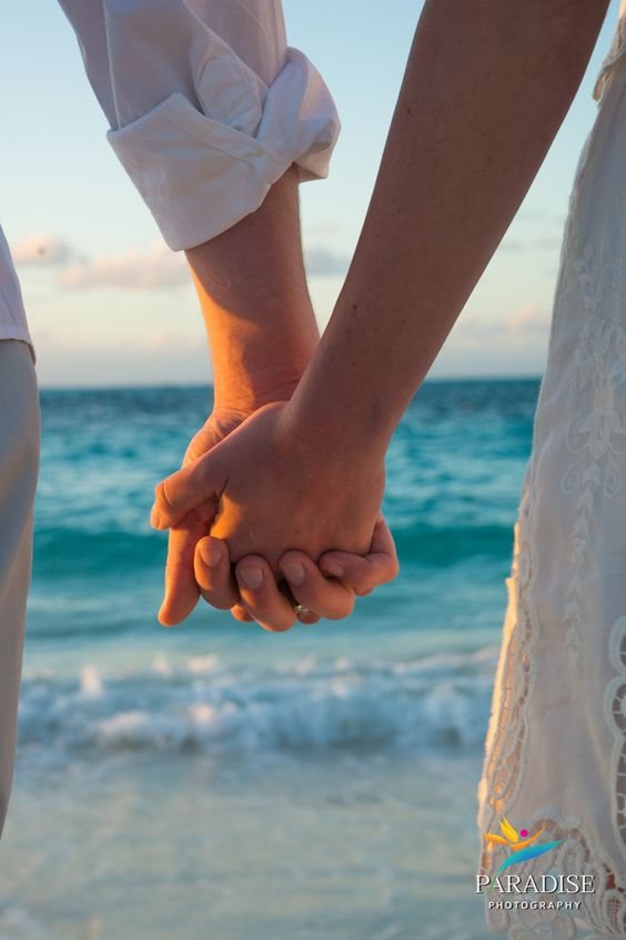 Couple Holding Hands Dp images