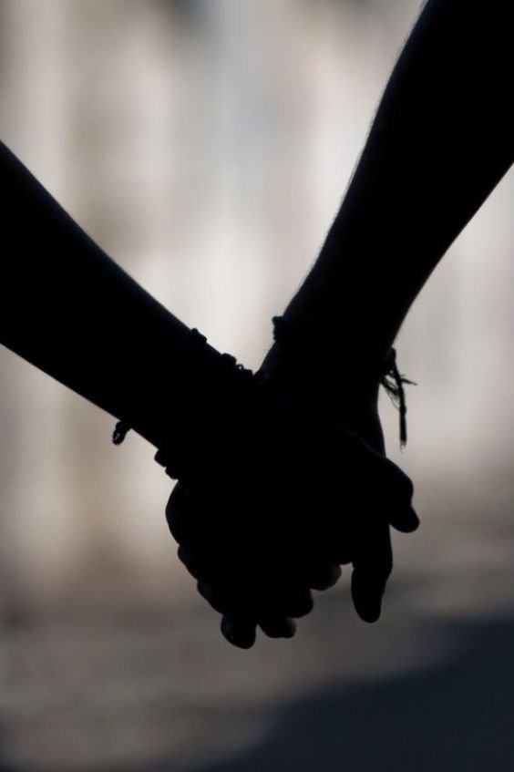 Couple Holding Hands Dp images