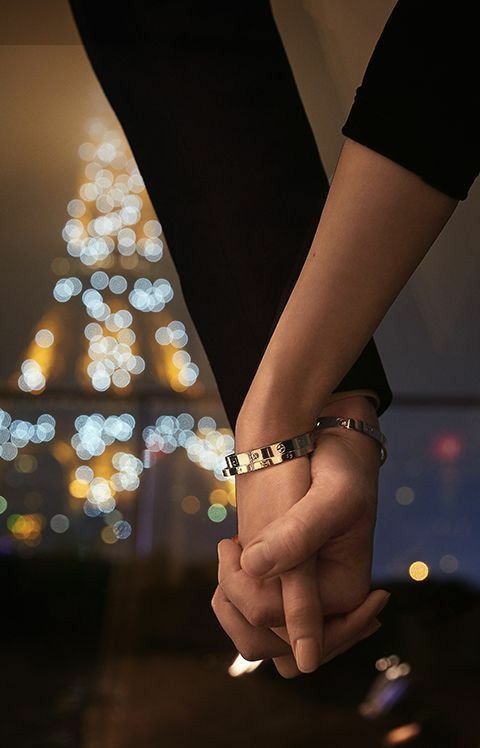 Couple Holding Hands Dp images