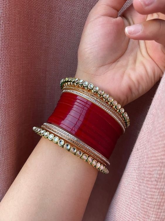 Beautiful Bangles Dp for Girls