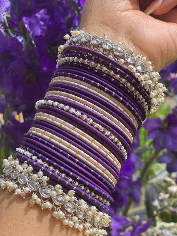 Beautiful Bangles Dp for Girls