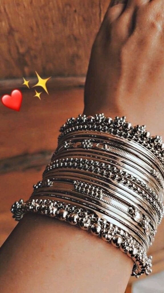 Beautiful Bangles Dp for Girls