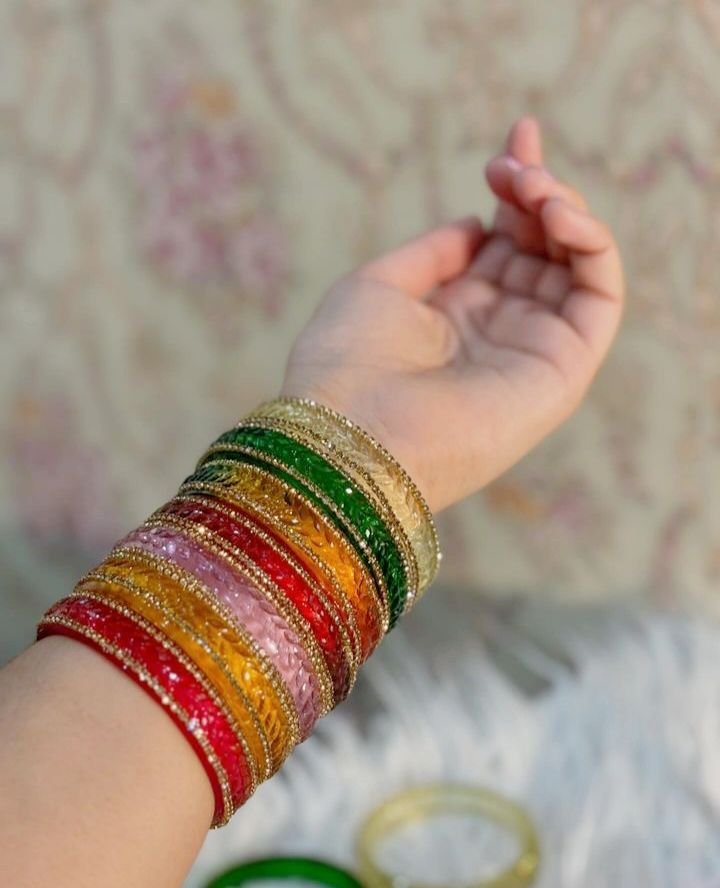 Girls Bangles Hand Whatsapp Dp images